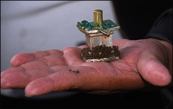 candi gedongsongo lingga yoni