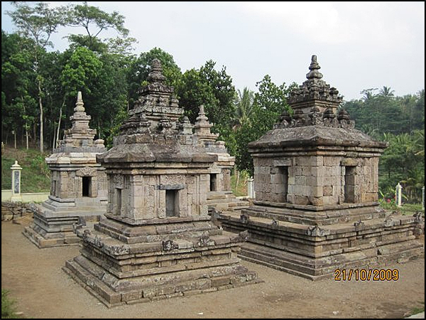 situs ngempon tarabuwana03