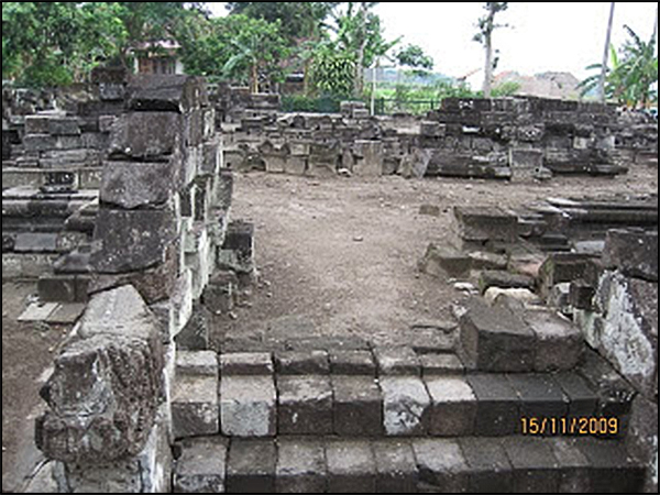 situs candi gana tarabuwana02