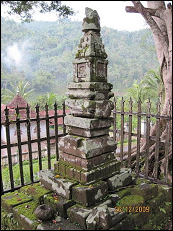 candi pringtali tarabuwana05