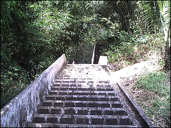 situs gunungsari tarabuwana04