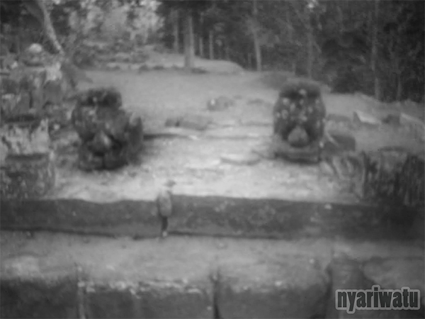 candi-risan nyariwatu02