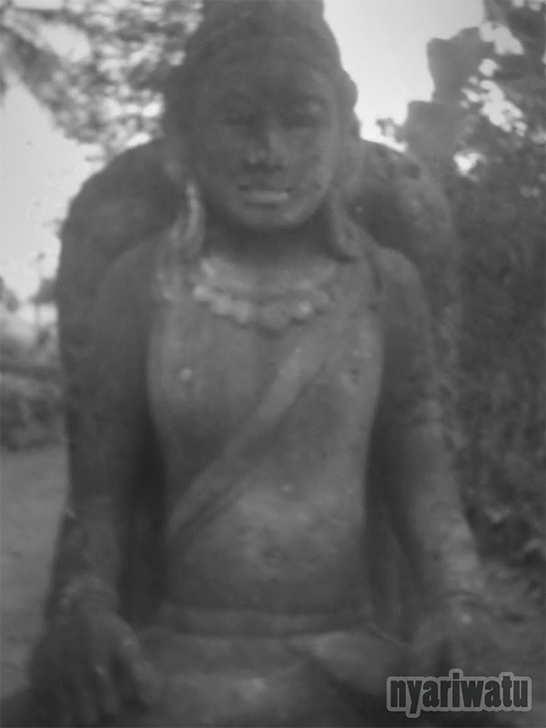 candi-risan nyariwatu04