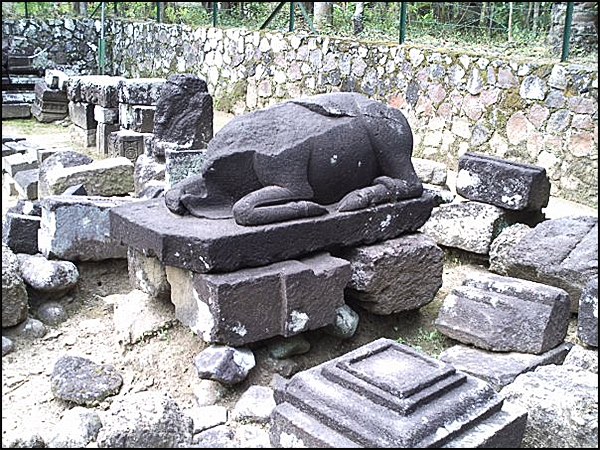 candi merak tarabuwana11