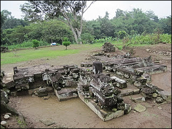 situs candi karangnoko tarabuwana03