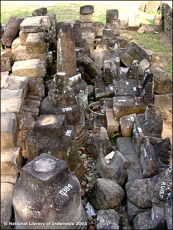 candi mendut pnri10
