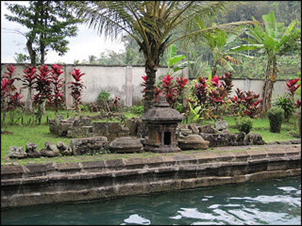 situs umbul tarabuwana03