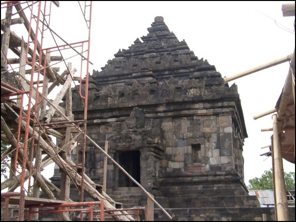 candi ijo pnri04