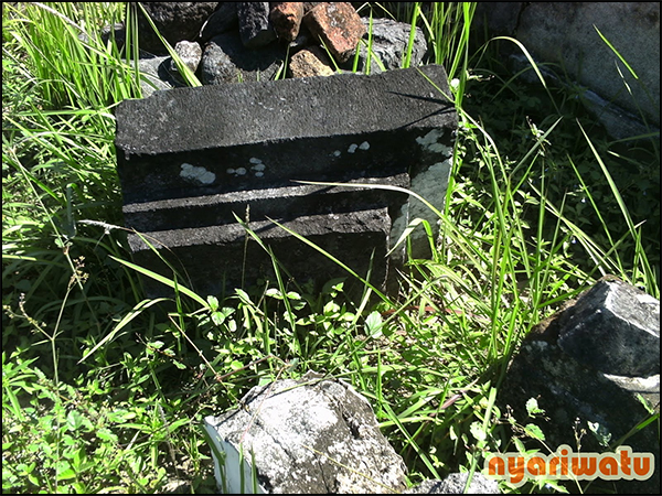 situs gunung mijil nyariwatu03